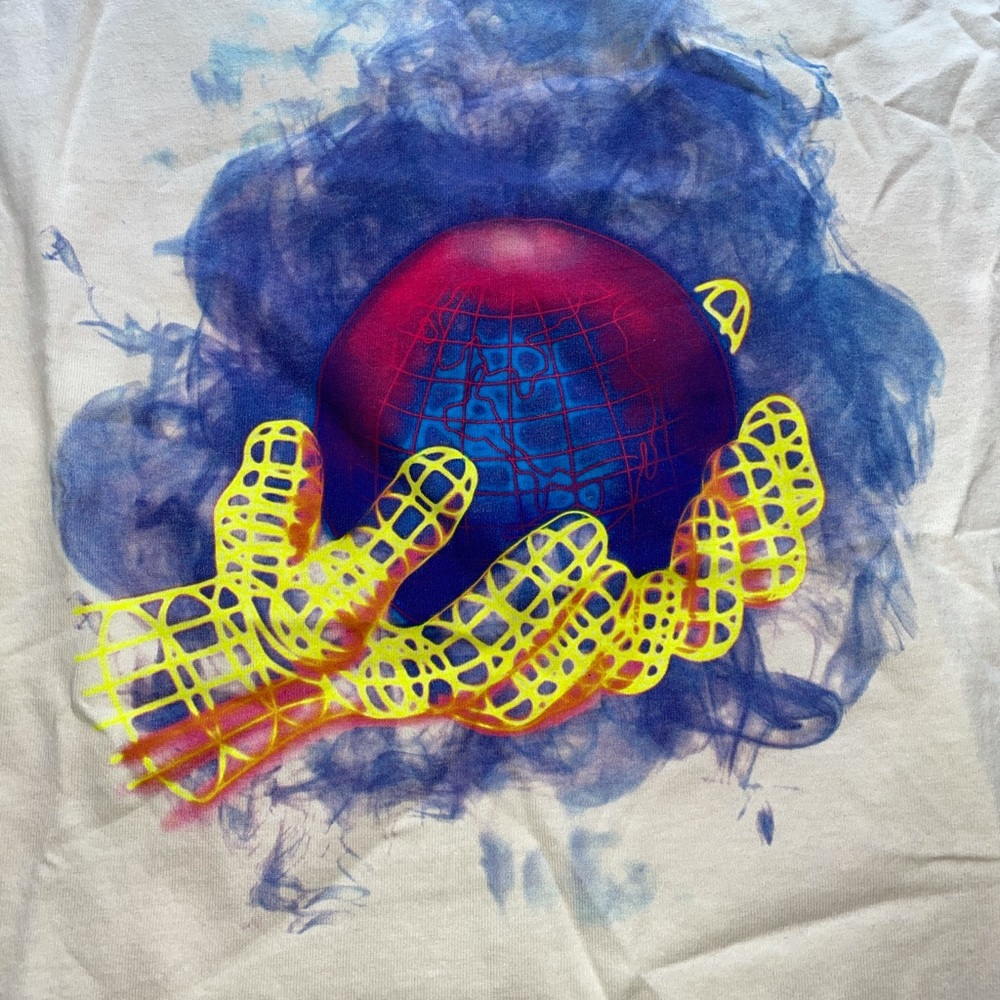 Off White World in Hands Tee